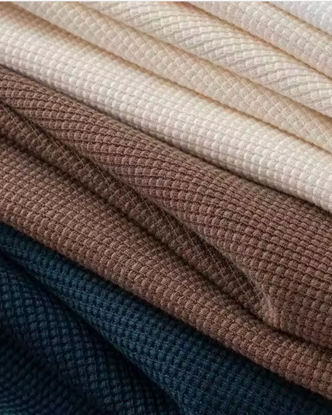 Honeycomb Long-sleeve Crewneck