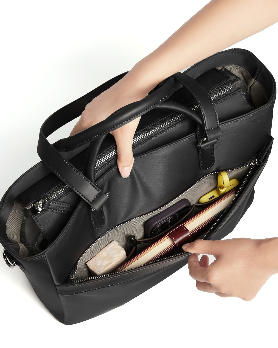 FANACCI Trailblazer Hand Bag